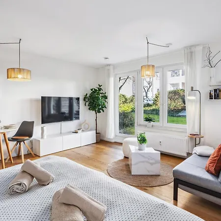 Traber Kaffee Terrasse & Parken *